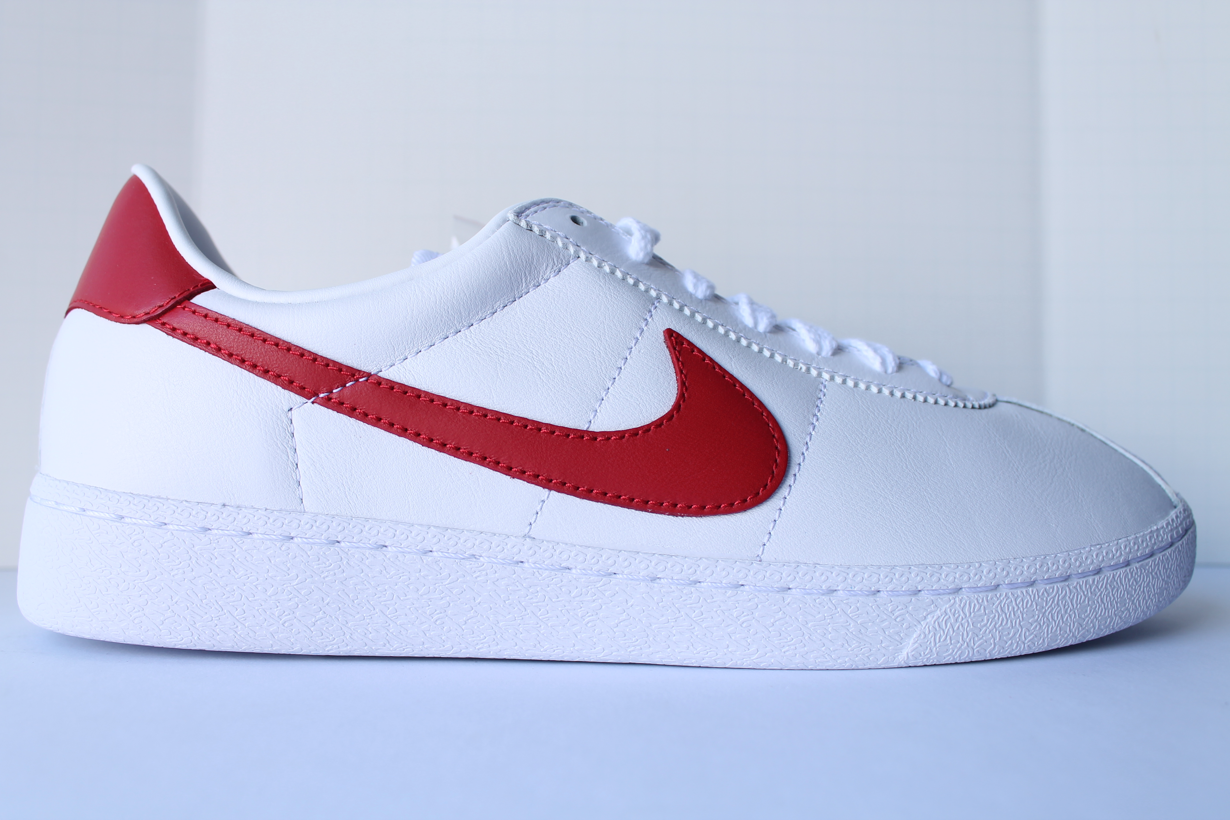 nike bruin white red marty mcfly