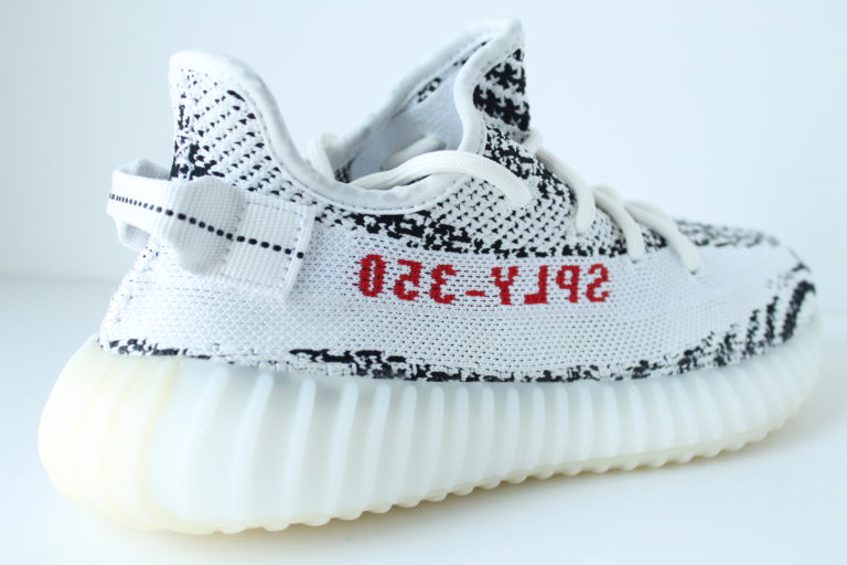 adidas - 31cm YEEZY BOOST 350 V2 ZEBRAの+spbgp44.ru