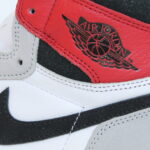 Air Jordan 1 Retro High OG - Smoke Grey