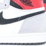 Air Jordan 1 Retro High OG - Smoke Grey