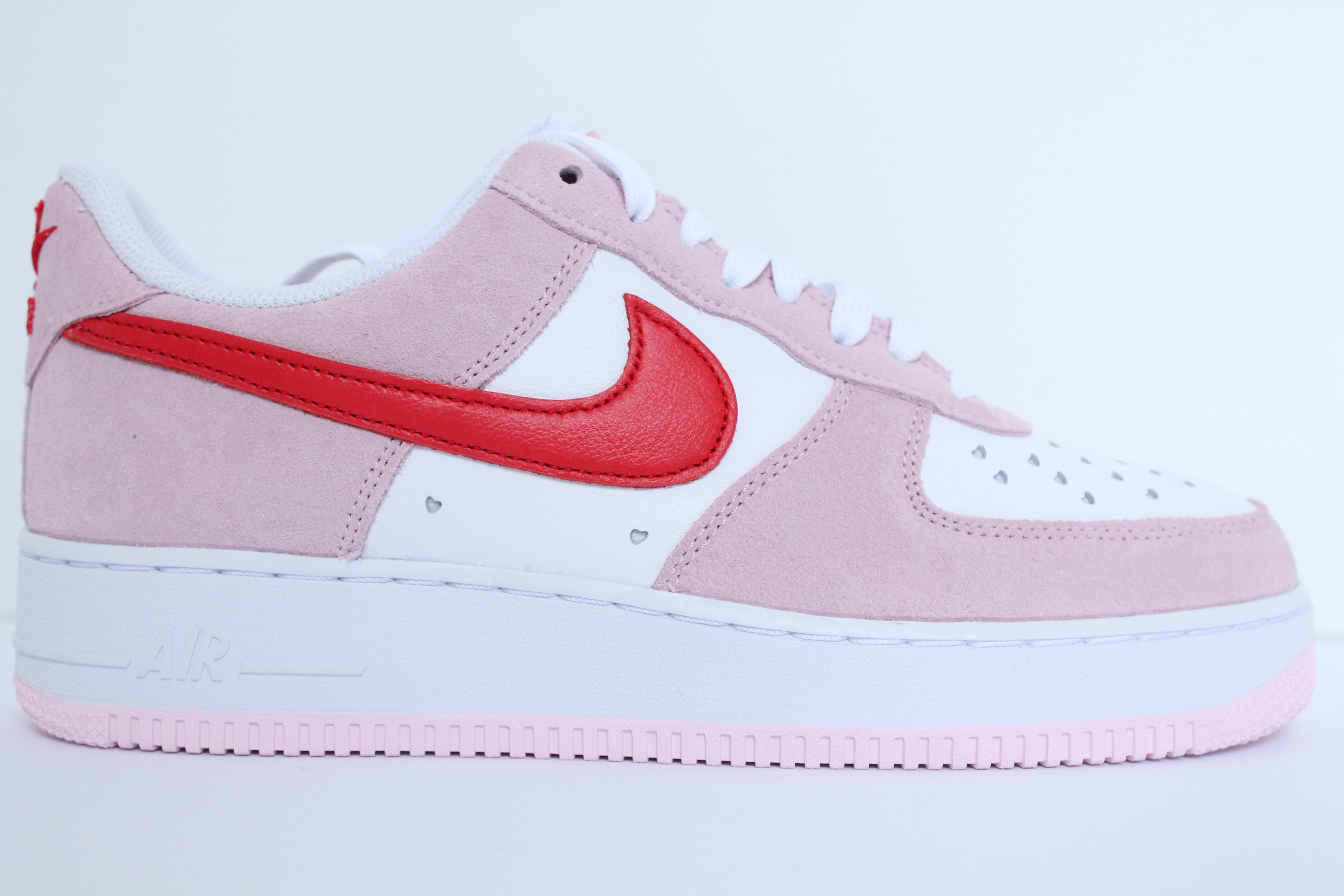 Nike Air Force 1 '07 Valentine's Day