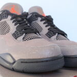 Air Jordan 4 Retro Taupe Haze