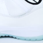 Air Jordan 11 Retro Low - Legend Blue