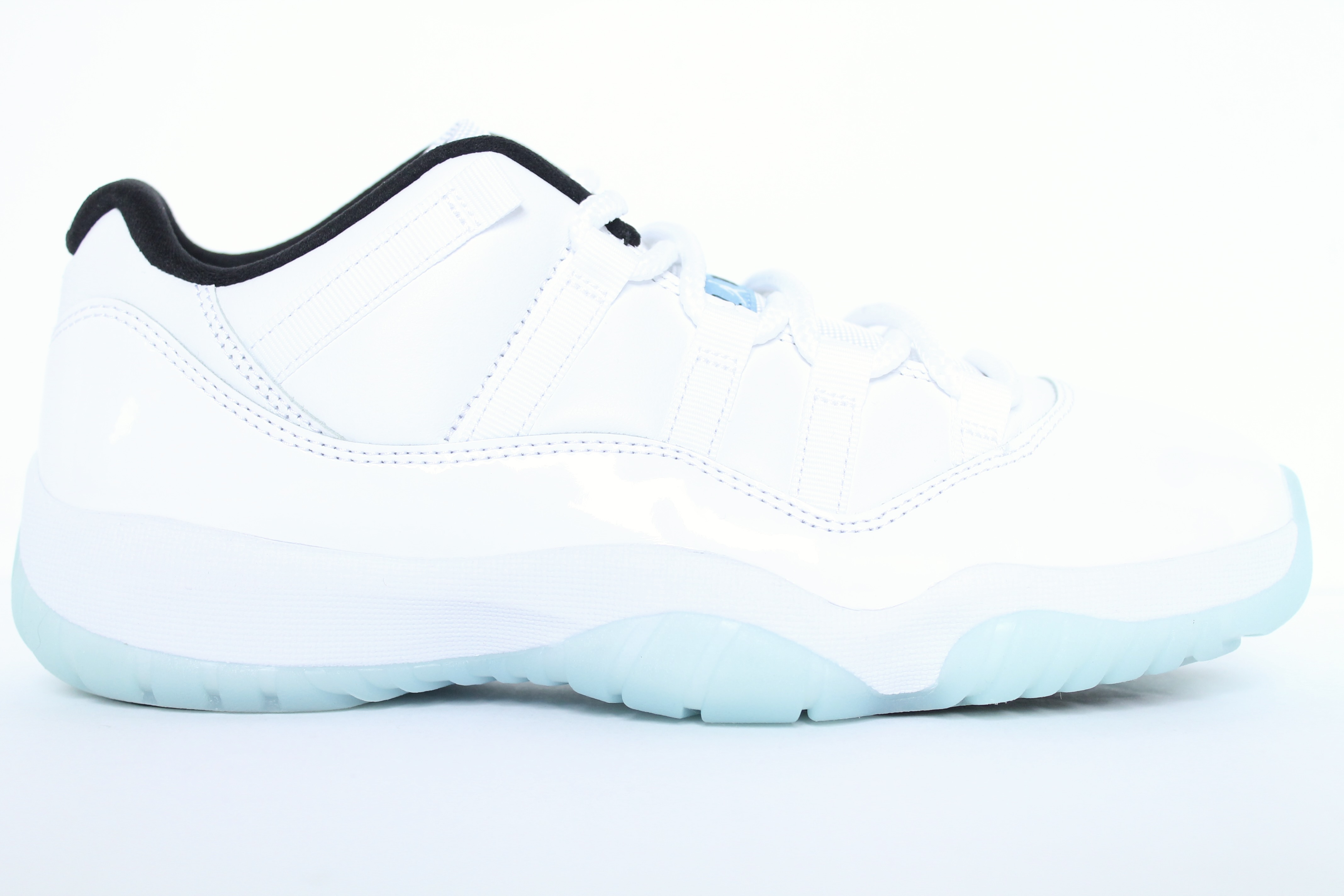 Air Jordan 11 Retro Low - Legend Blue