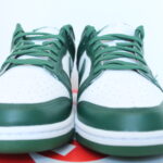 Nike Dunk Low - Varsity Green