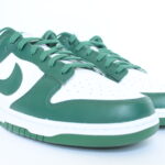 Nike Dunk Low - Varsity Green