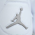 Air Jordan 4 Retro - Tech White