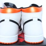 Air Jordan 1 Retro High OG - Electro Orange