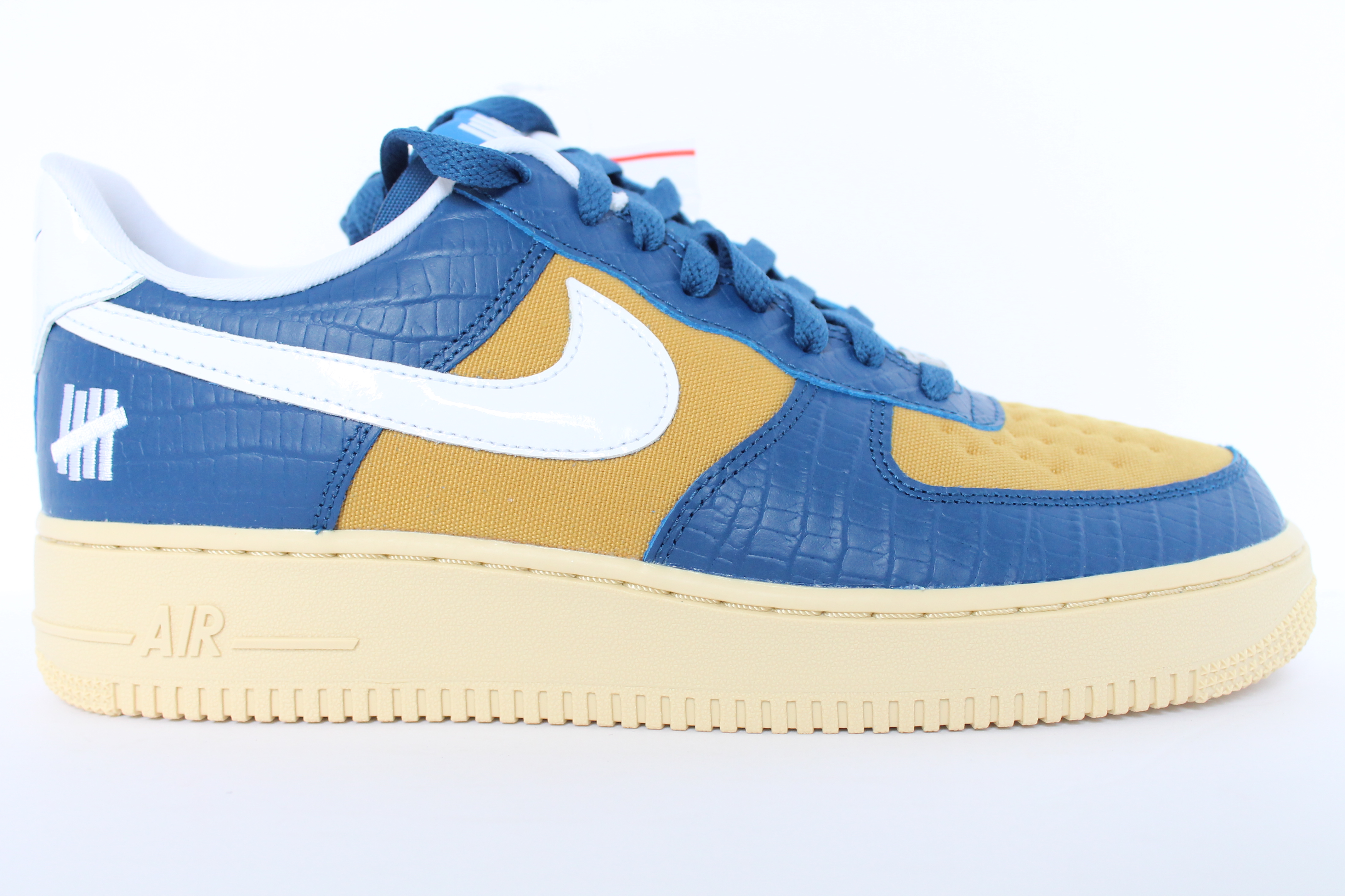 Nike X Undefeated Air Force 1 Low SP - Court Blue Gold White