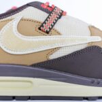 Nike X Travis Scott Air Max 1 Cactus Jack - Baroque Brown